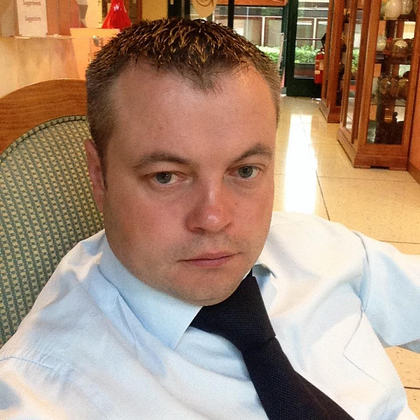 ГЕНЕРАЛЬНЫЙ ДИРЕКТОР